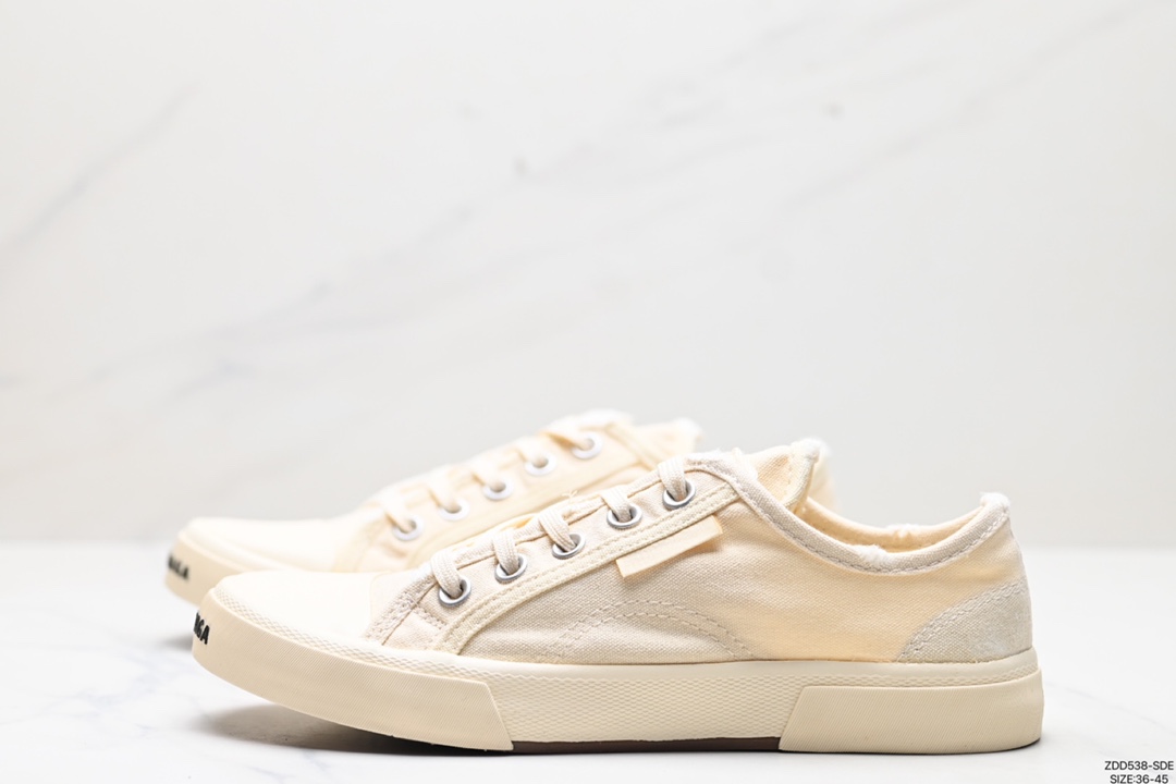 Balenciaga Low Shoes